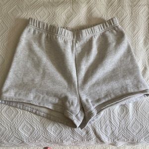 TNA cozy af sweat shorts grey size small